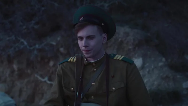 Кадры из сериала Падающая звезда (2024)